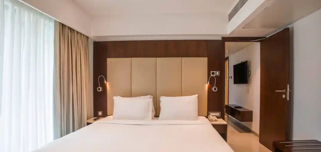 ramee-techome-khar-one-room-residance-hotel aprtments in mumbai