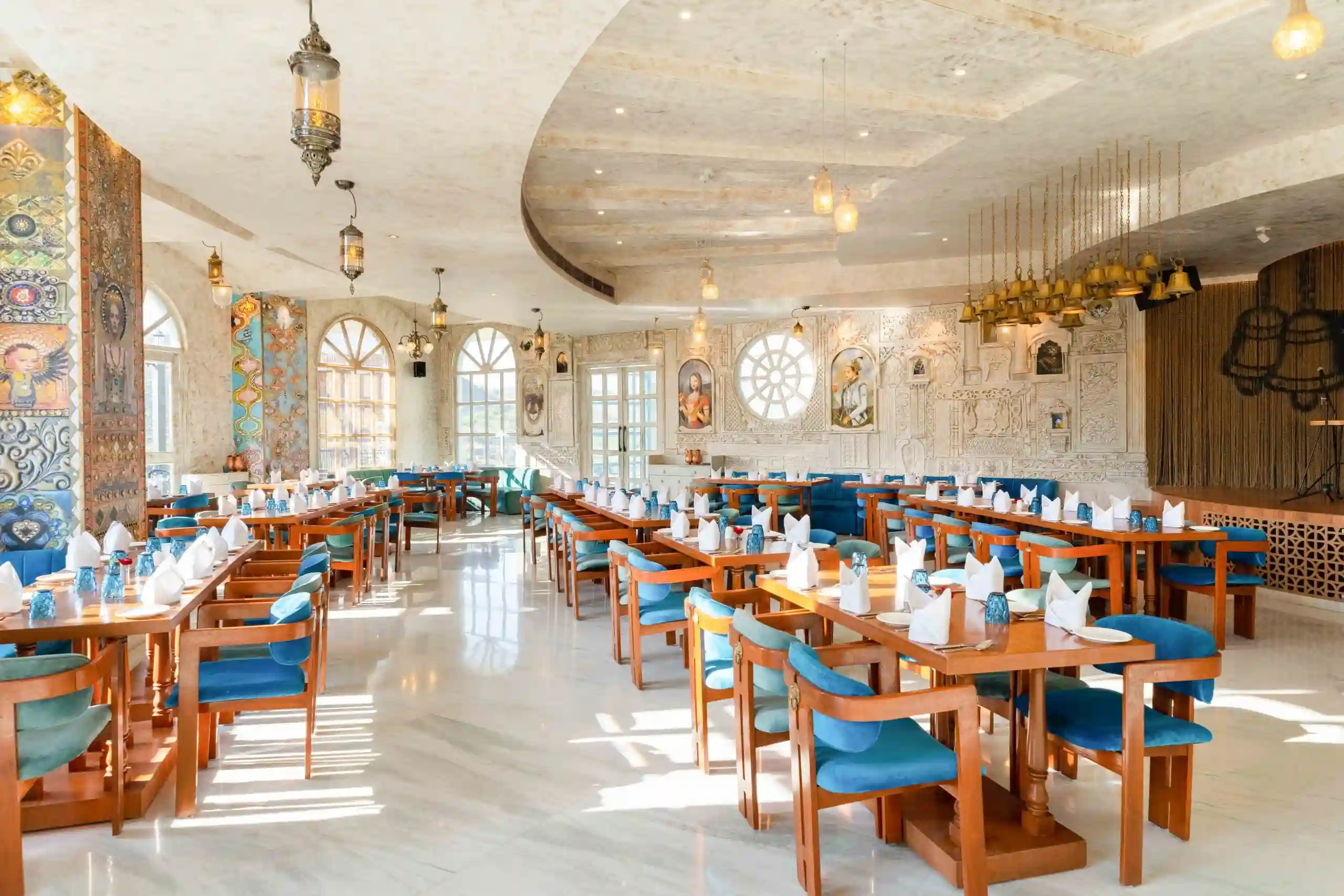 tanatan-dining-at-ramee-royal Resort-in-udaipur