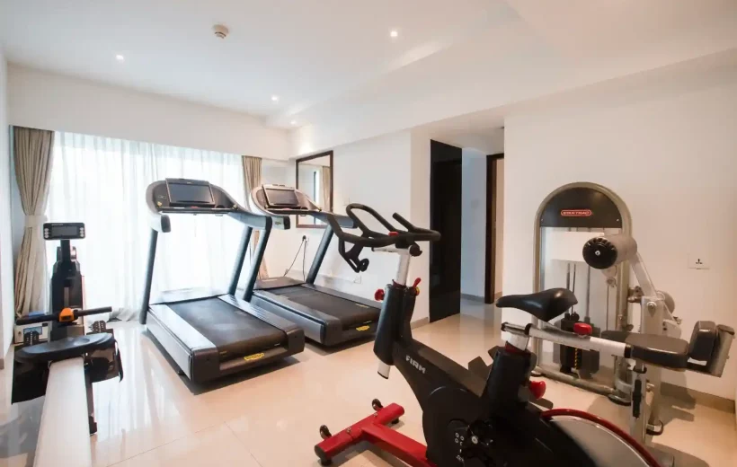 Fiteness-center-at-hotel service-apartment in mumbai khar near Airport