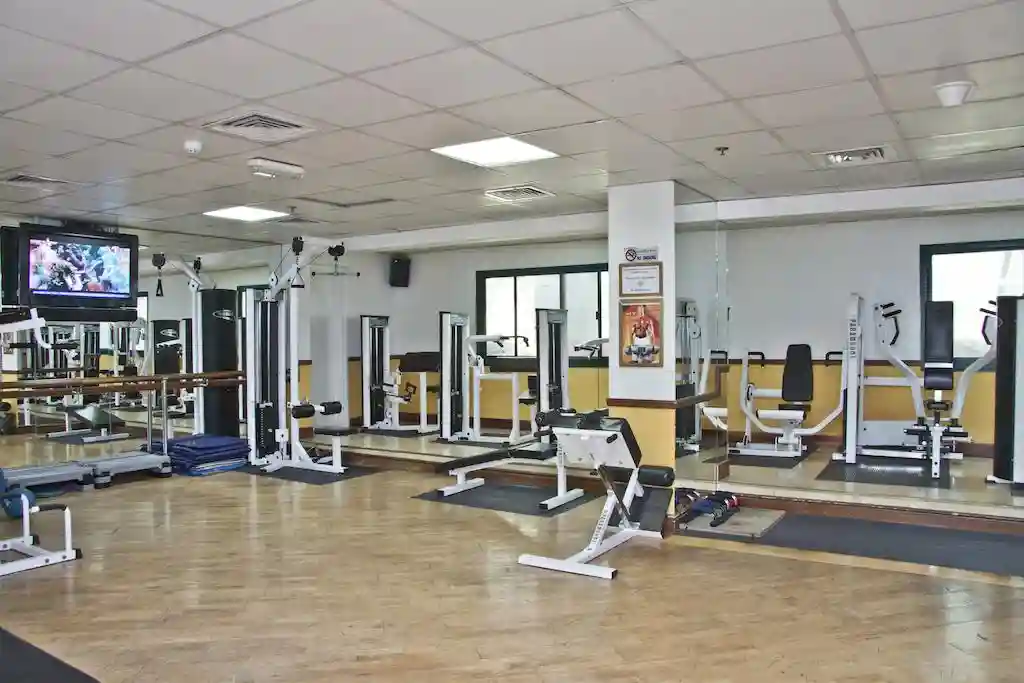 Gym-2-at regent palace hotel in Bur Dubai