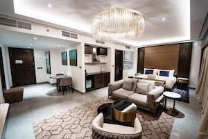 King Suite with Kitchenette - 5 Star Hotel in Dubai Downtown - Hotel Near Burj Khalifa
