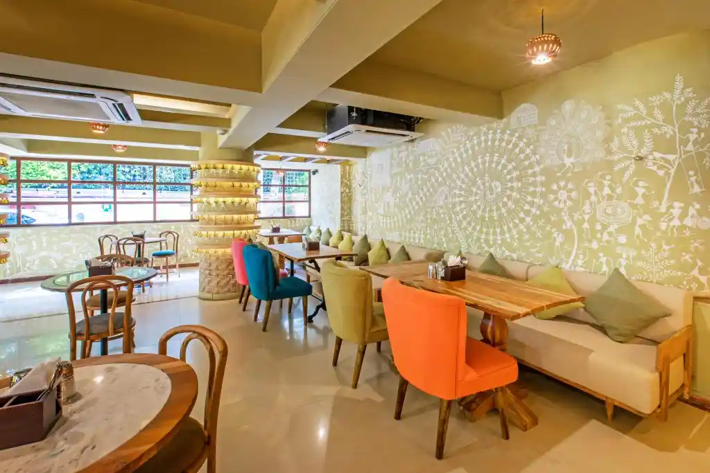 Muthuswami-Restaurant-in-Dadar-Hotel in Dadar-Ramee-Guestline-Hotel at Dadar
