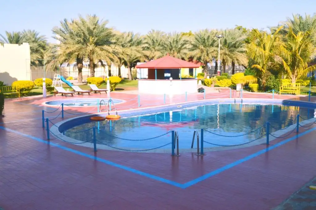 Swimming-Pool-Ramee Dream Resort in Oman