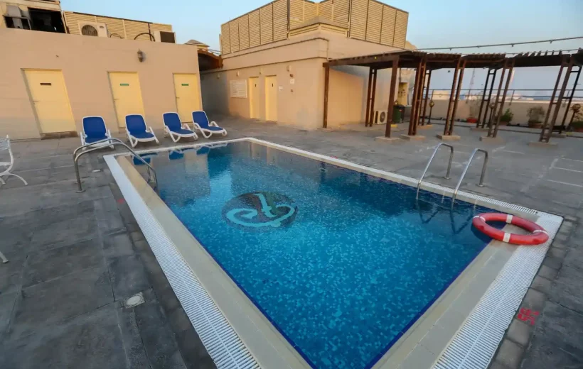 swimming_pool_at_ramee_royal hotel in Karama Dubai